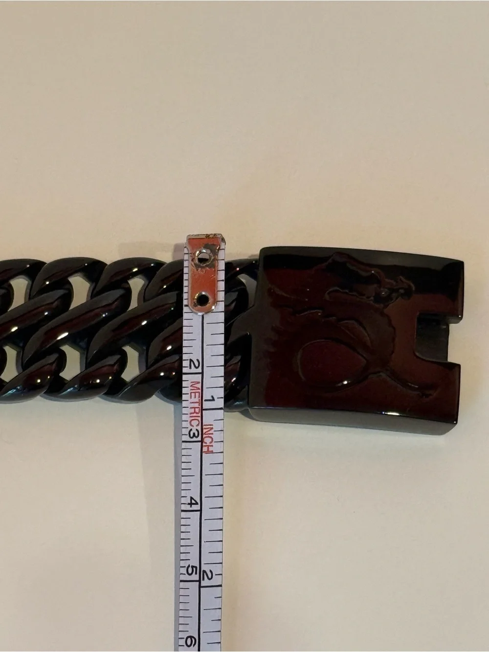 Glossy Black Chunky Chain Bracelet with Dragon Design